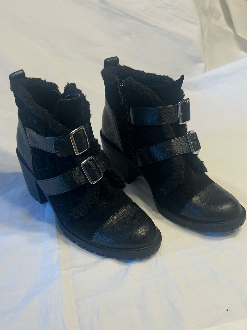 Like new. Nine West Iskaro Leather boots. Size 9 1/2